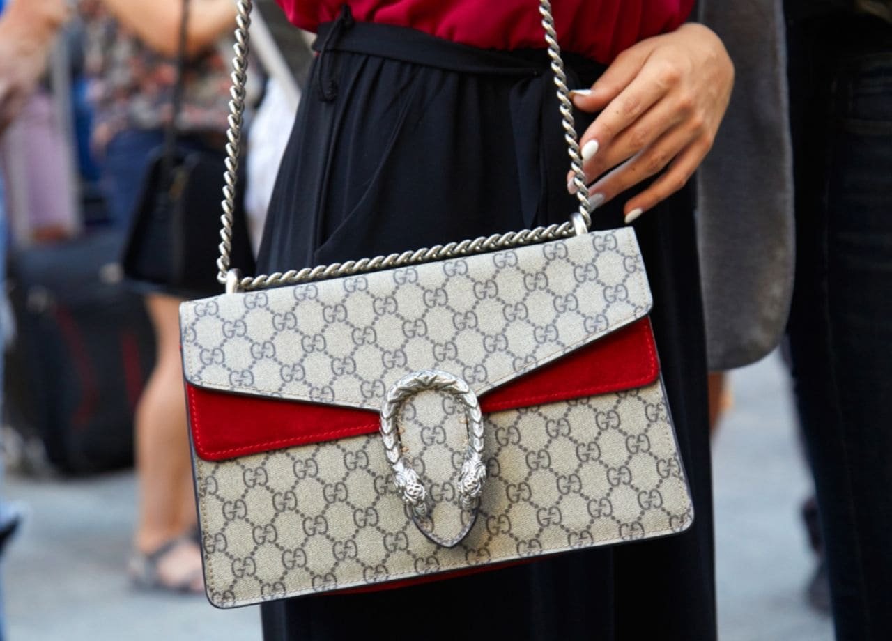 how to clean the inside of a gucci purse