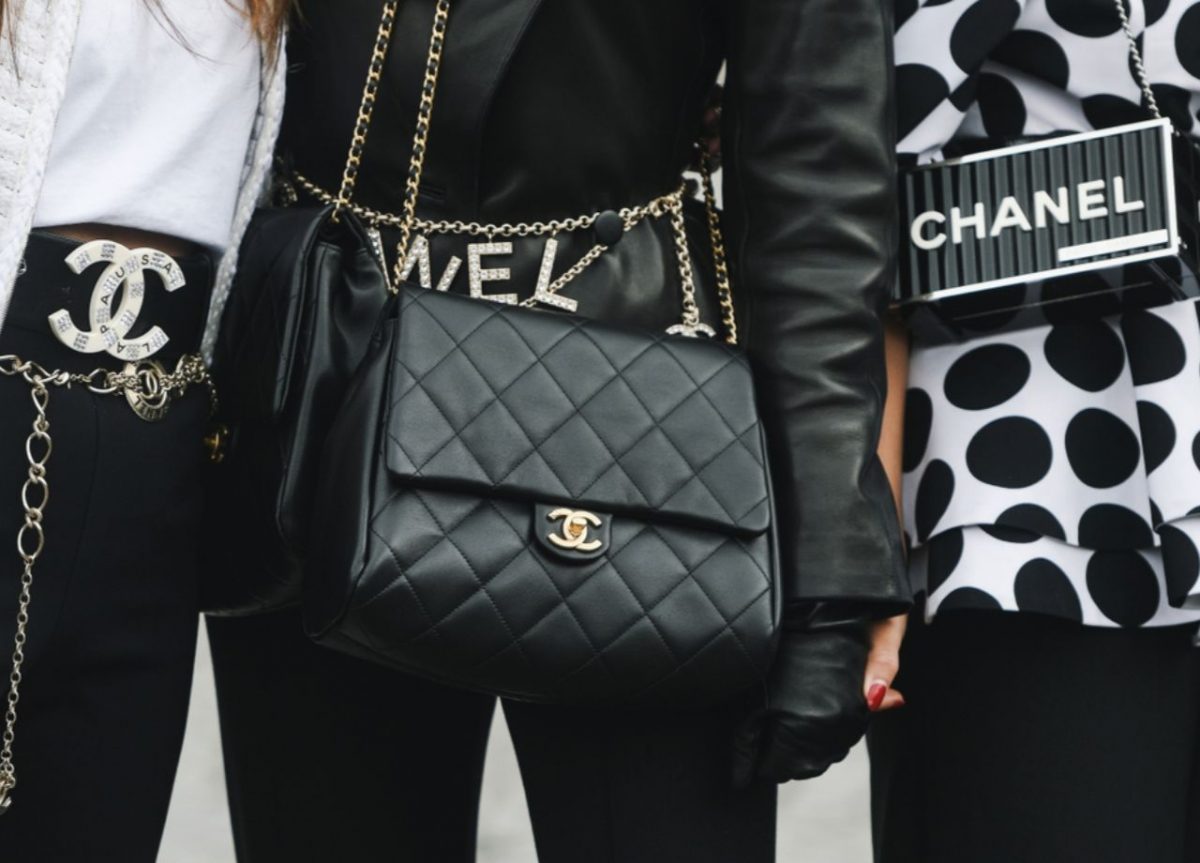 how to spot a vintage Chanel purse -chanel bag